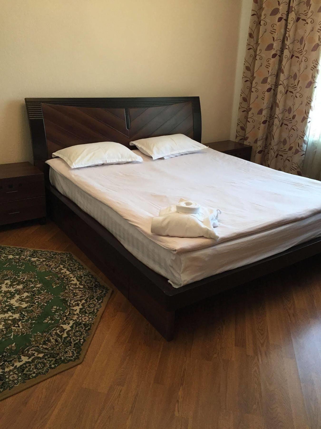 Rise Hotel Almaty Ngoại thất bức ảnh