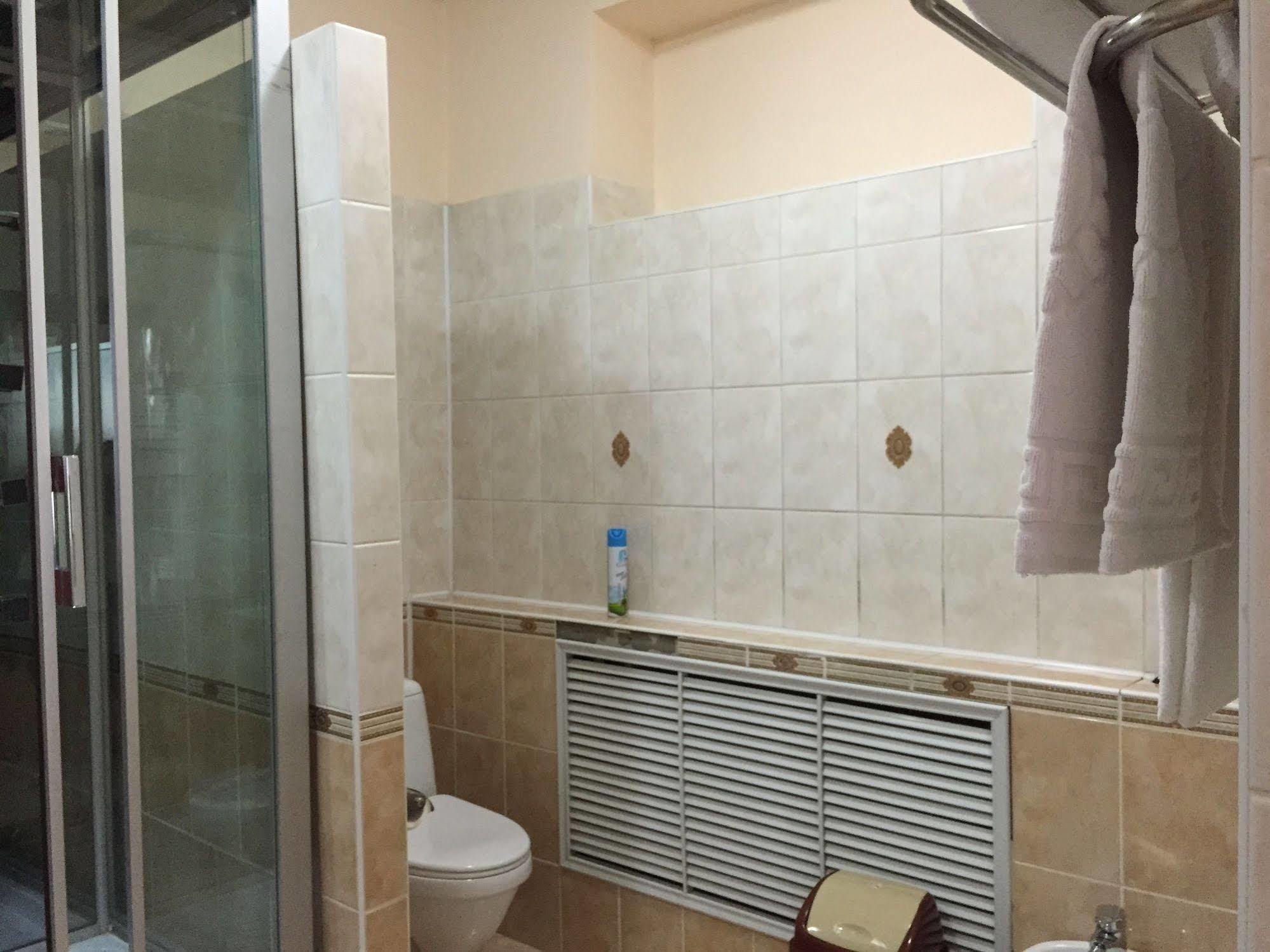 Rise Hotel Almaty Ngoại thất bức ảnh