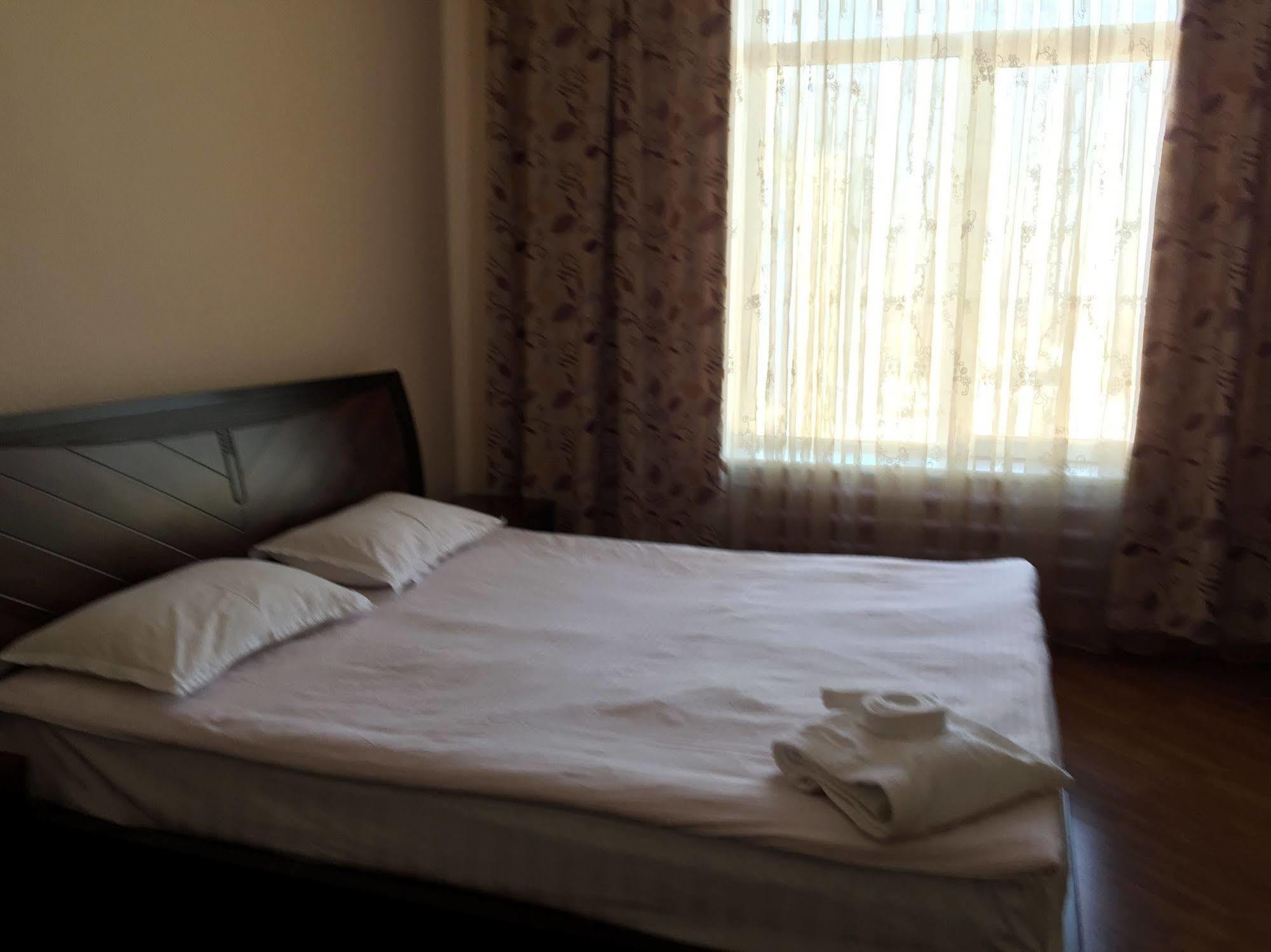 Rise Hotel Almaty Ngoại thất bức ảnh